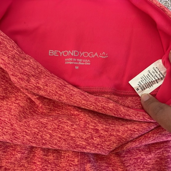 Beyond Yoga Pants, Size Medium - Picture 5 of 5